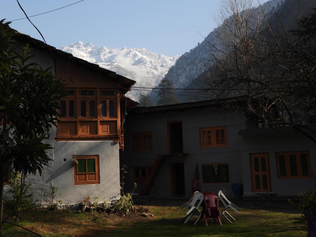 The Royal Orchard Kasol Exterior foto