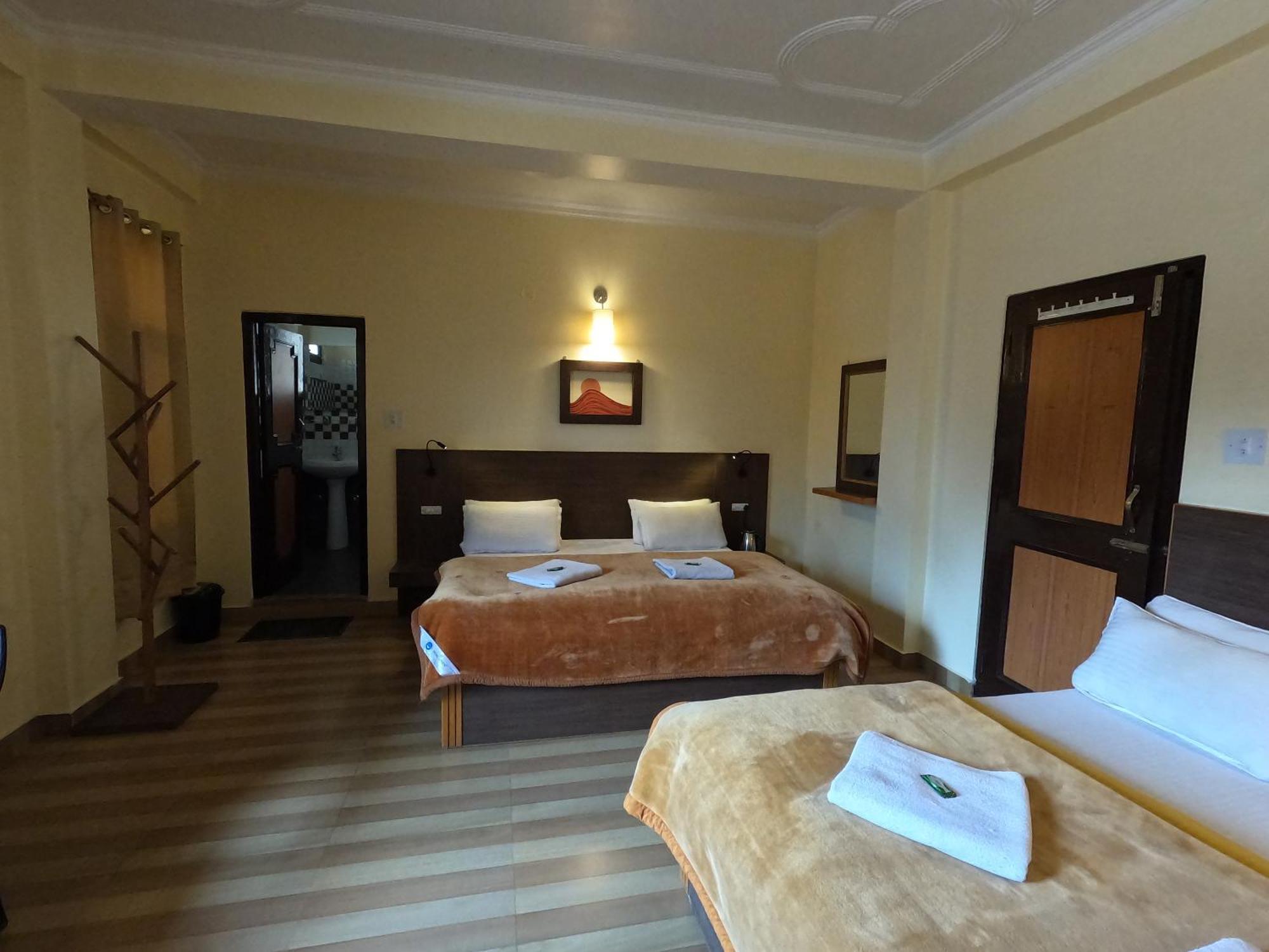 The Royal Orchard Kasol Exterior foto